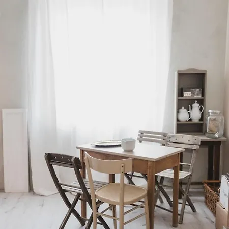 Casa Bottega Bed & Breakfast 3*